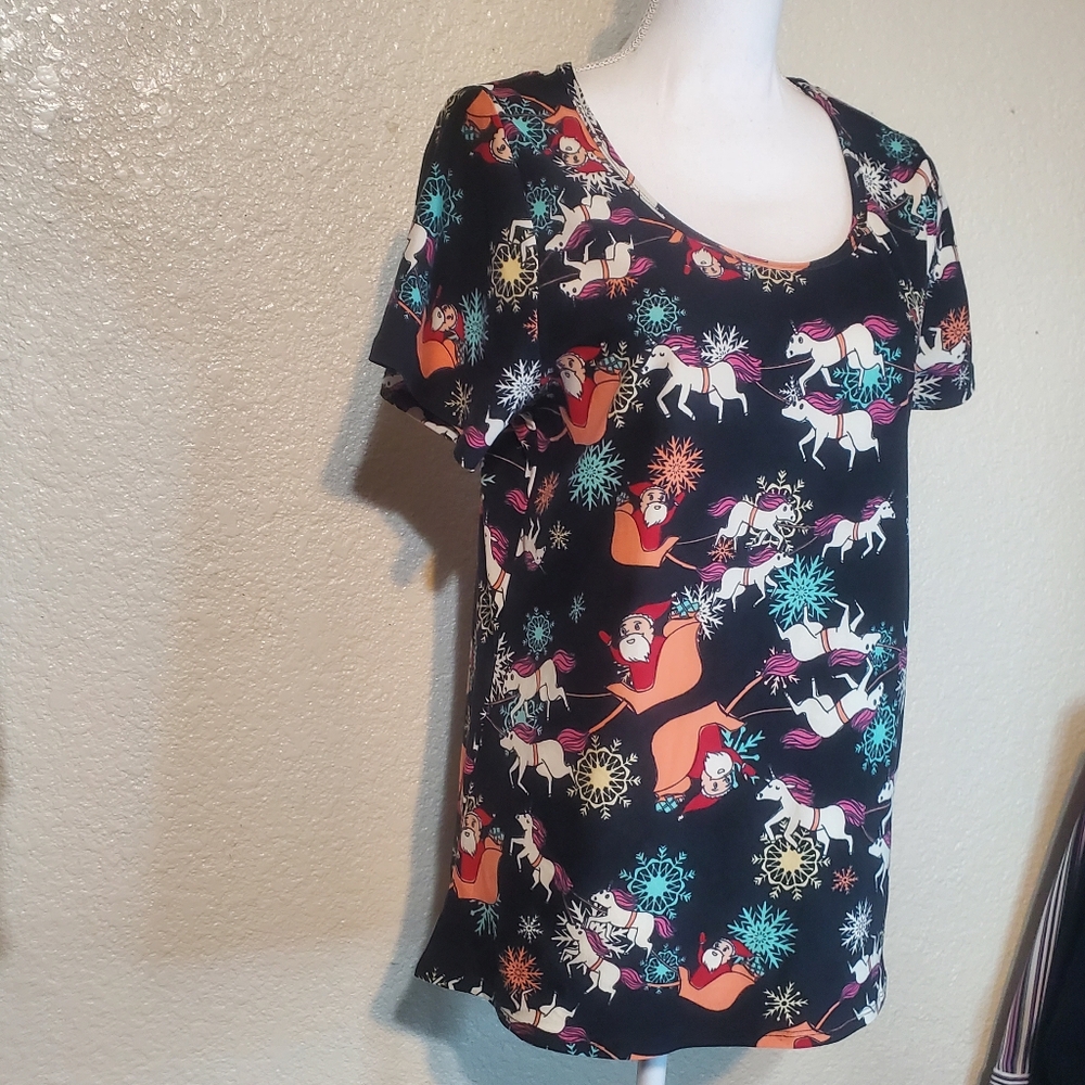 XMAS Santa Unicorn Reindeer Whimsical Size M LuLaRoe Butter Soft High Low Amy